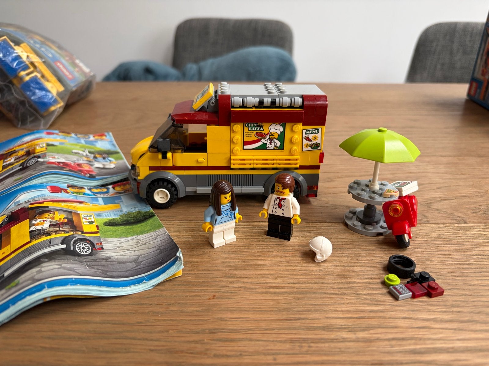 LEGO City 60150 Pizza Bestelwagen - Gebruikt, Lego, Ophalen of Verzenden, Compleet, Complete set