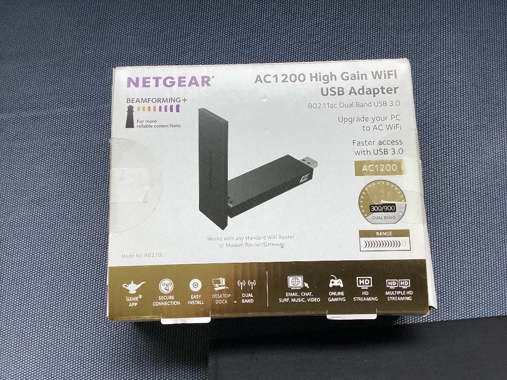NETGEAR USB ADAPTER- DONGEL, Ophalen of Verzenden, Zo goed als nieuw