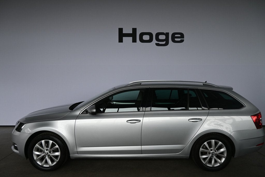 Skoda Octavia Combi 1.0 TSI Greentech Ambition Business Auto, Auto's, Stof, Met garantie (alle), 116 pk, Automatische klimaatregeling
