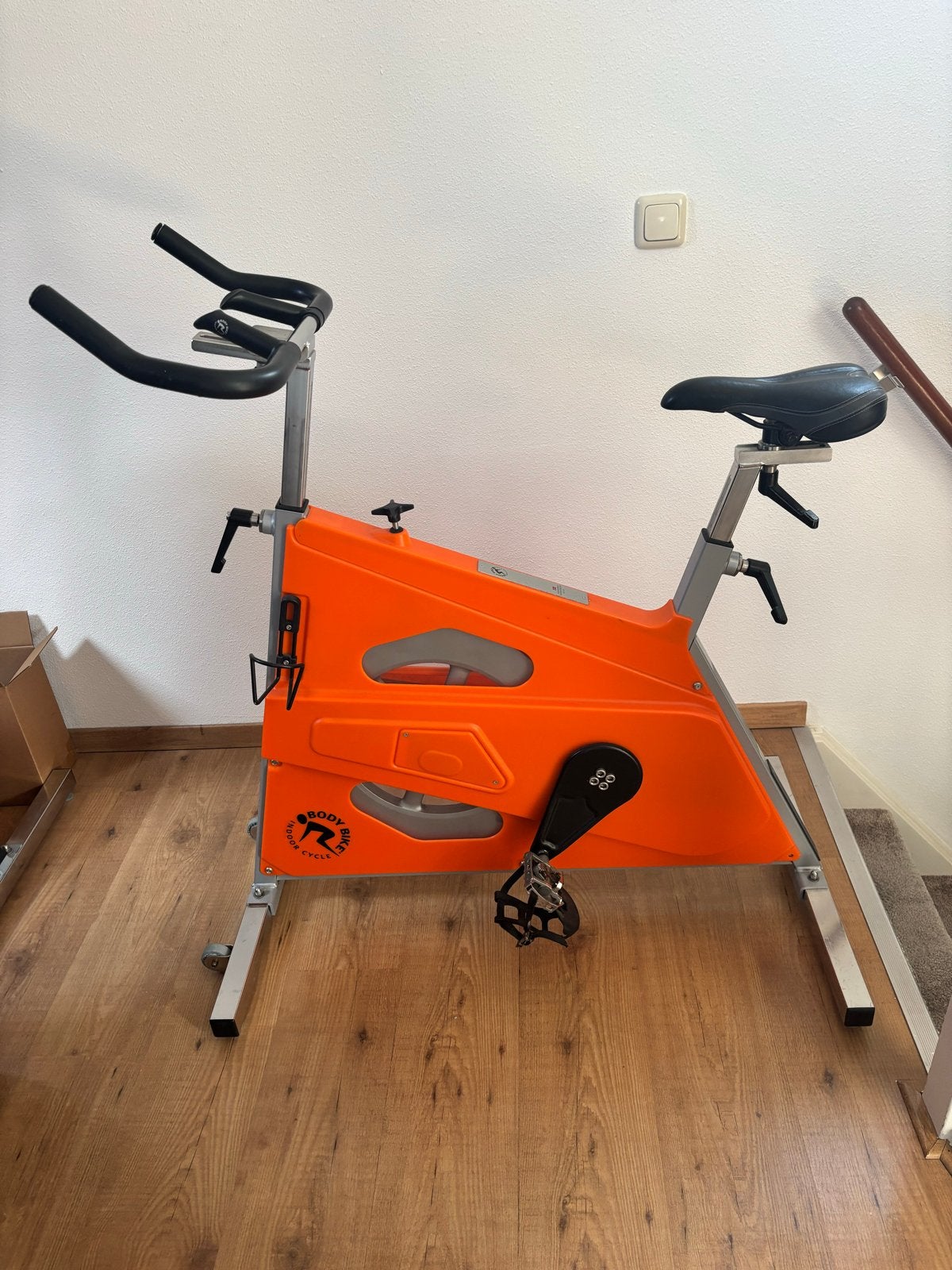 Body Bike Indoor Cycle - Oranje Spinningfiets, Ophalen, Gebruikt, Spinningfiets, Metaal