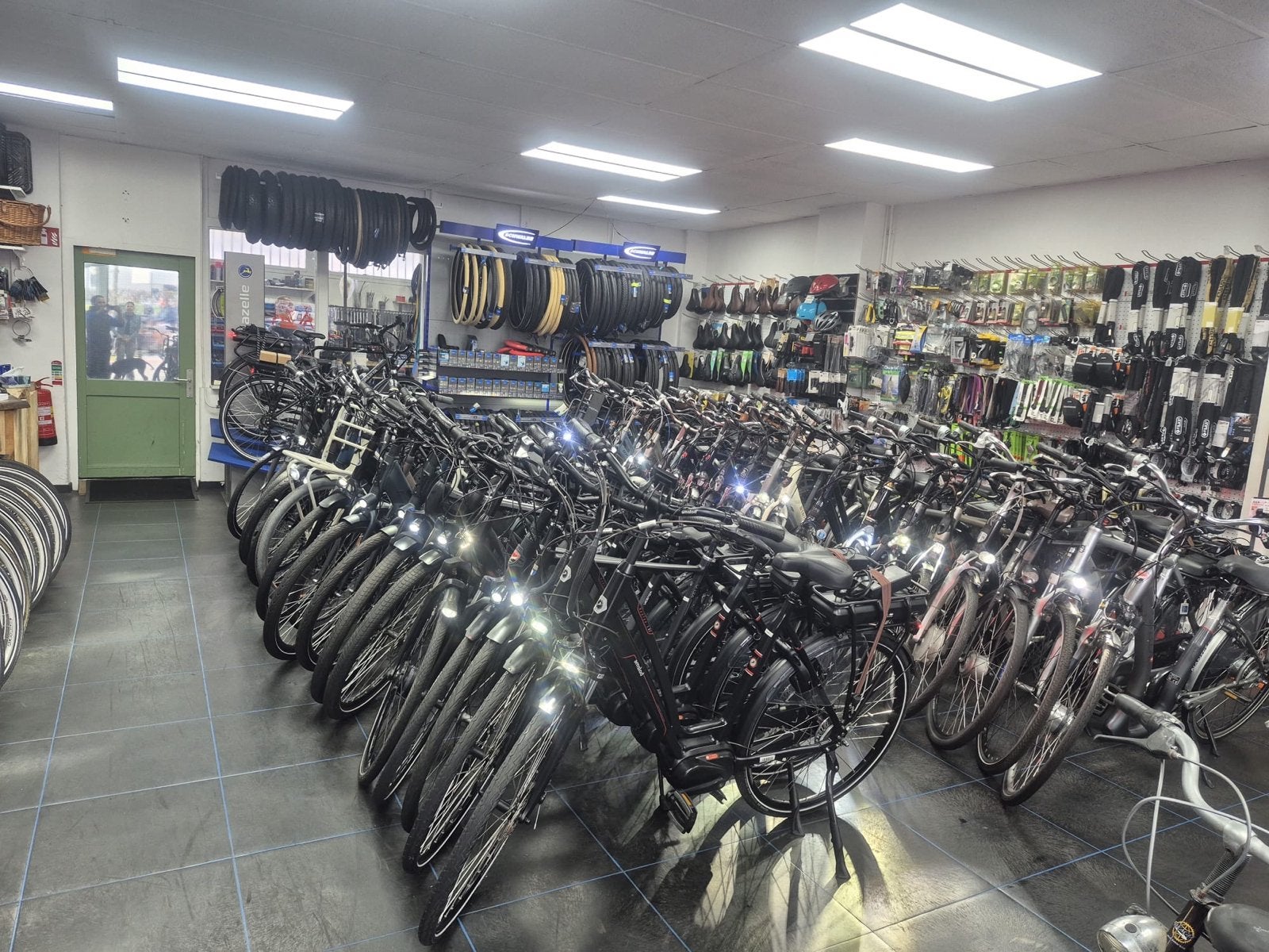 Fietsen, Reparatie, Verhuur Den Haag, Overige merken, Batavus, Fietscentraal21@hotmail.com, Versnellingen