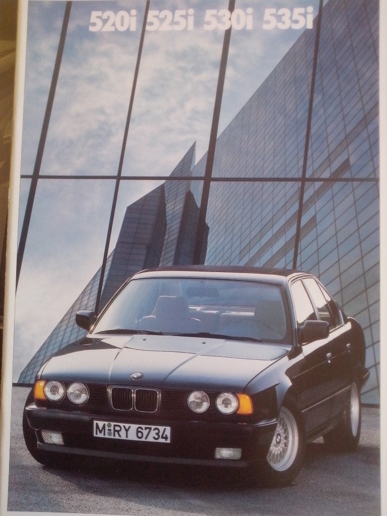 2x BMW 5 E34 Sedan Touring brochure folder 1988 + 1995, Boeken, Ophalen of Verzenden, Zo goed als nieuw, BMW