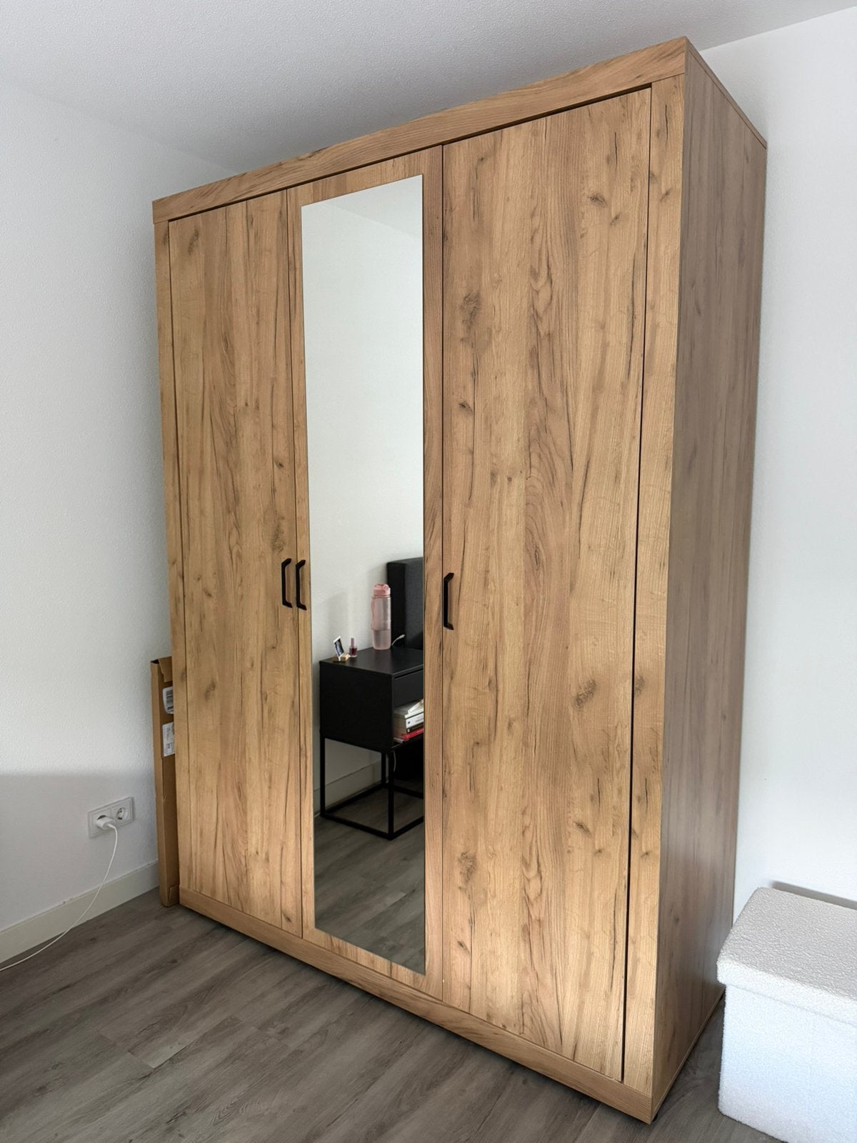 Kledingkast, Huis en Inrichting, Kasten | Kledingkasten, Gebruikt, 200 cm of meer, 100 tot 150 cm, 50 tot 75 cm, Met deur(en)
