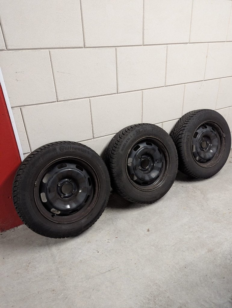 Winterbanden Peugeot 208 185/65 R15, Ophalen, Gebruikt, 15 inch, Banden en Velgen