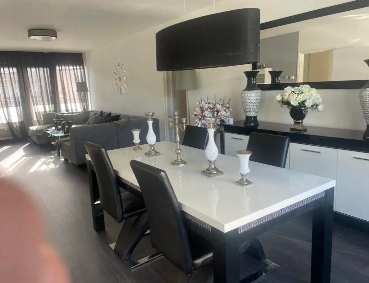 Beautiful renovated large luxery appartment amsterdam west, Huizen en Kamers, Huizen te huur, 100 m², Direct bij eigenaar, Appartement