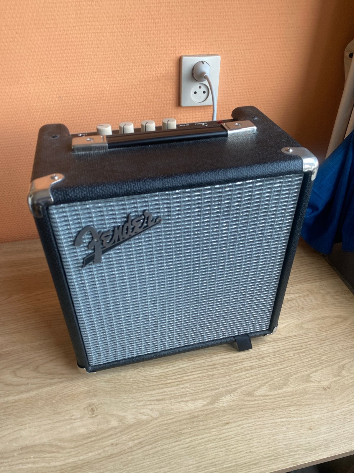 Fender Rumble 15 basgitaarversterker, Muziek en Instrumenten, Ophalen of Verzenden, Zo goed als nieuw, Basgitaar, Minder dan 50 watt