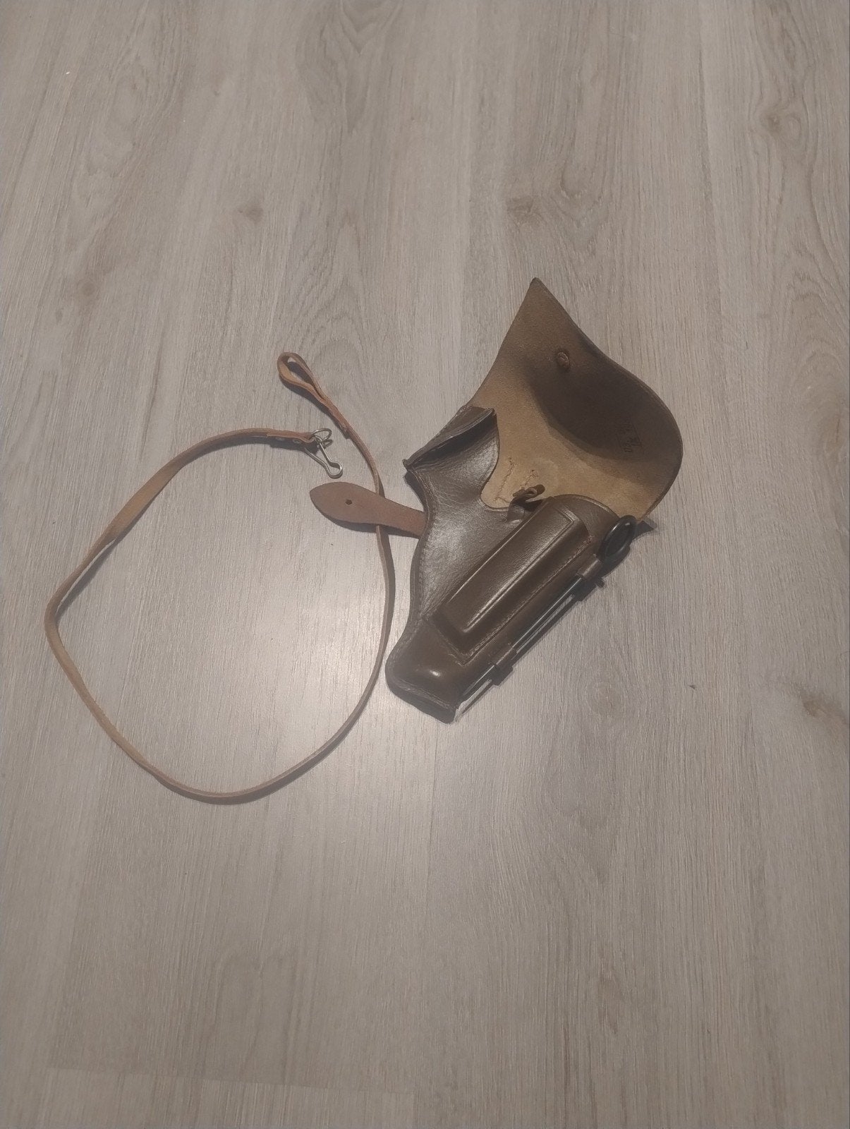 Makarov holster + vangsnoer en pompstok, Ophalen of Verzenden, Luchtmacht
