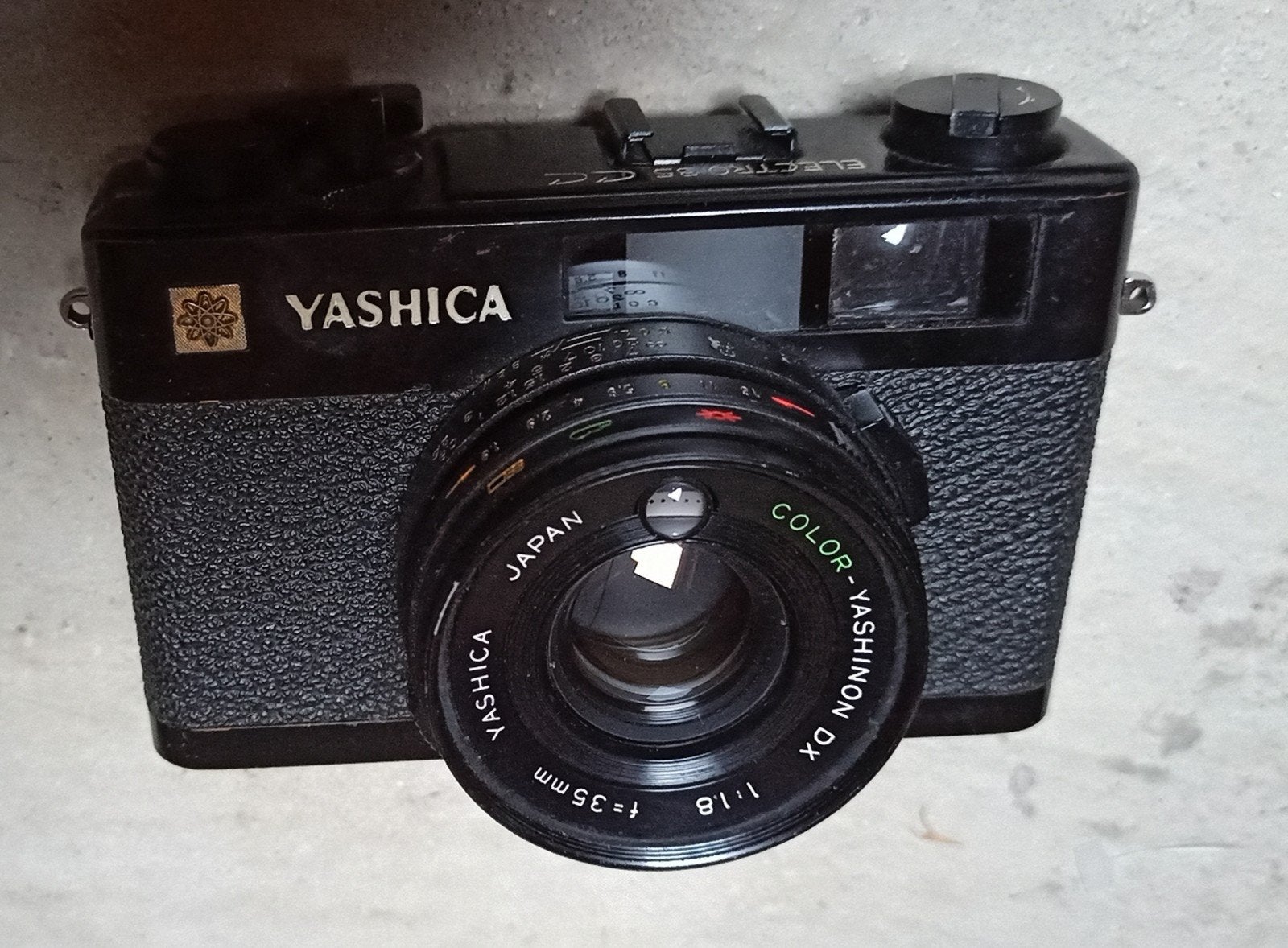 Yashica Electro 35 CC compact camera 35/1.8, Ophalen of Verzenden, Gebruikt, Compact, Overige Merken