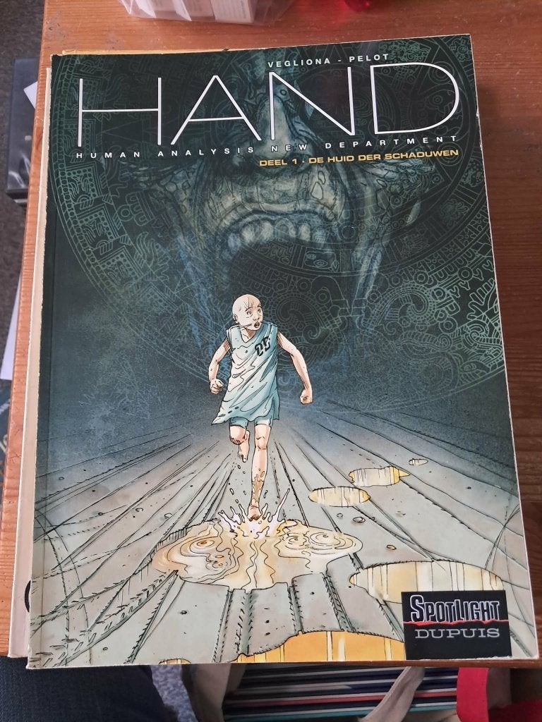Hand, Yegliona, Meerdere stripboeken, Ophalen, Gelezen