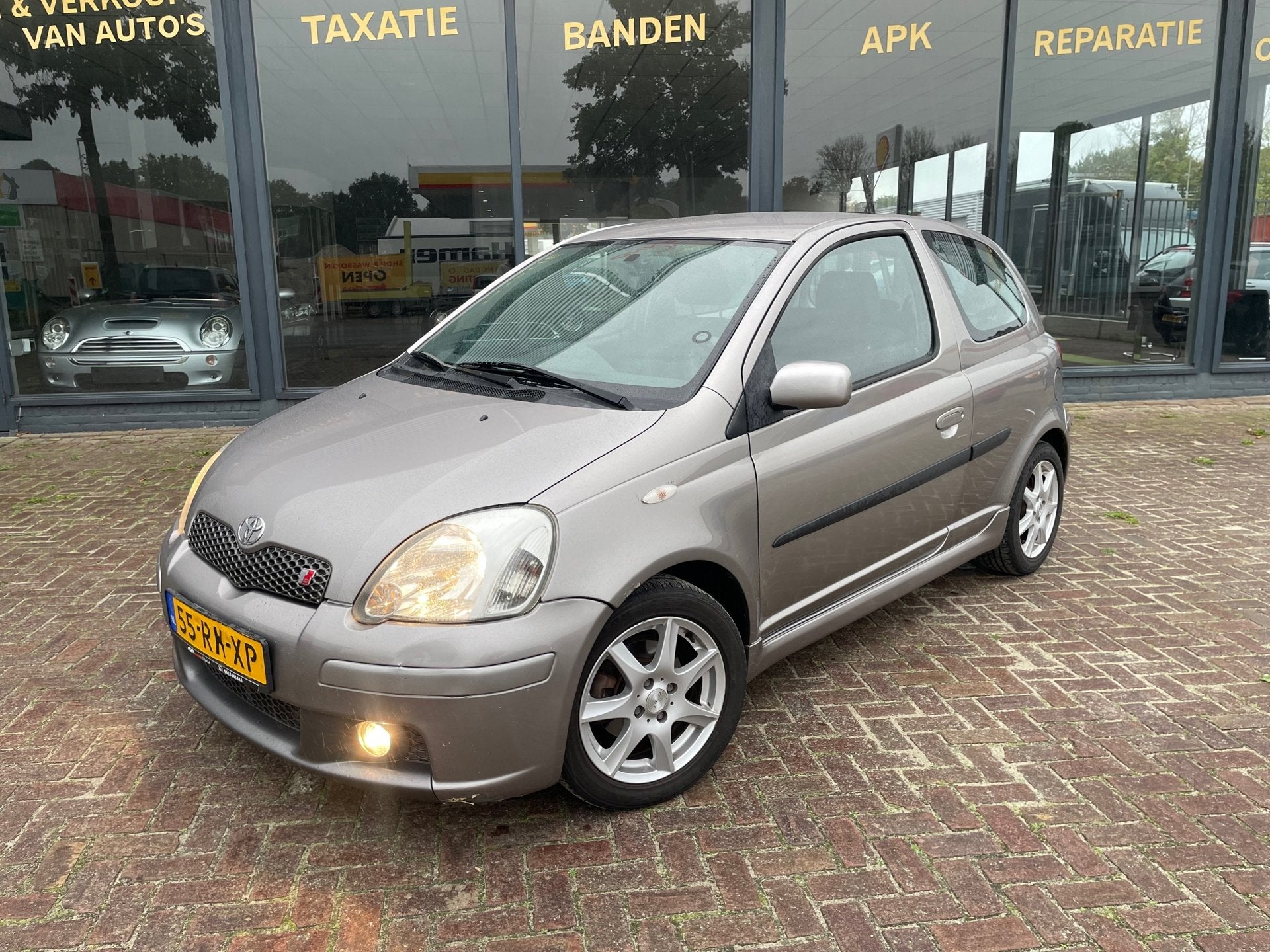 Toyota Yaris 1.5 VVT-i T-Sport NieuweAPK|Facelift|Airco|NAP|, Auto's, 1497 cc, Gebruikt, 31 €/maand, 4 cilinders