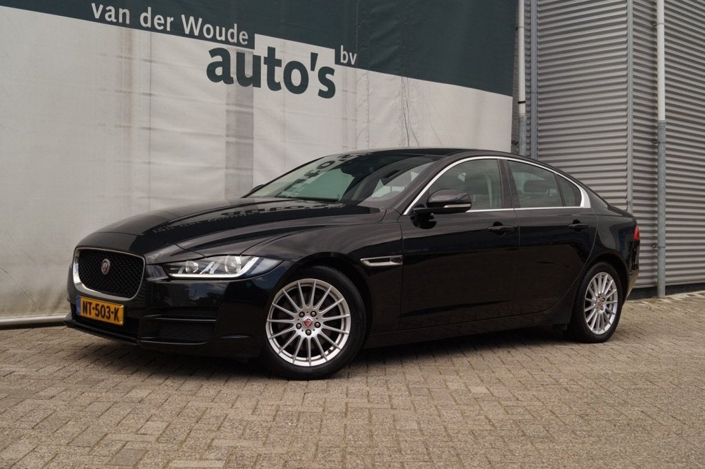 Jaguar XE 2.0 D 163pk Automaat Prestige -LEER-NAVI-ECC-, Automaat, Dealer onderhouden, Achterwielaandrijving, Euro 6