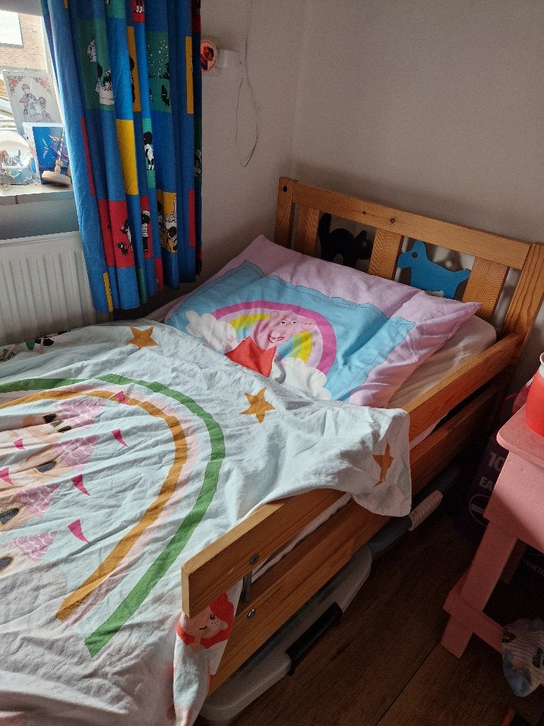 Peuterbed ikea, Kinderen en Baby's, Kinderkamer | Bedden, Ophalen, Gebruikt, 70 tot 85 cm, 140 tot 160 cm