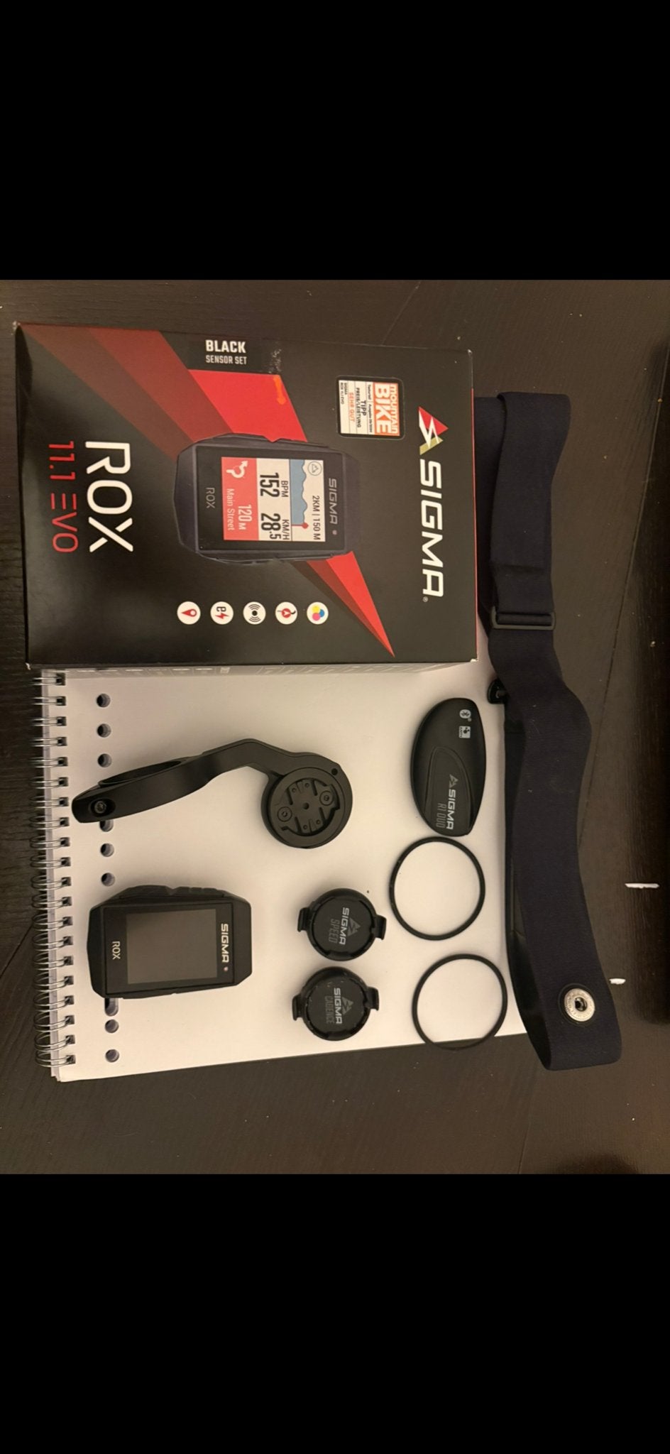 Sigma ROX 11.1 EVO GPS Fietscomputer met sensoren, Fietsen en Brommers, Fietsaccessoires | Fietscomputers, Zo goed als nieuw, Cadanssensor