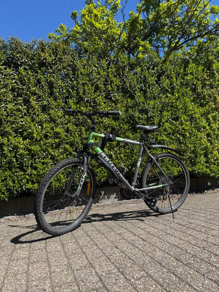 Trek 3700 mountainbike, Ophalen, Zo goed als nieuw, Overige merken