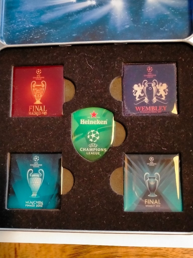 Heineken Champions League pins blikje vintage stadions RARE, Verzenden, Zo goed als nieuw, Overige onderwerpen