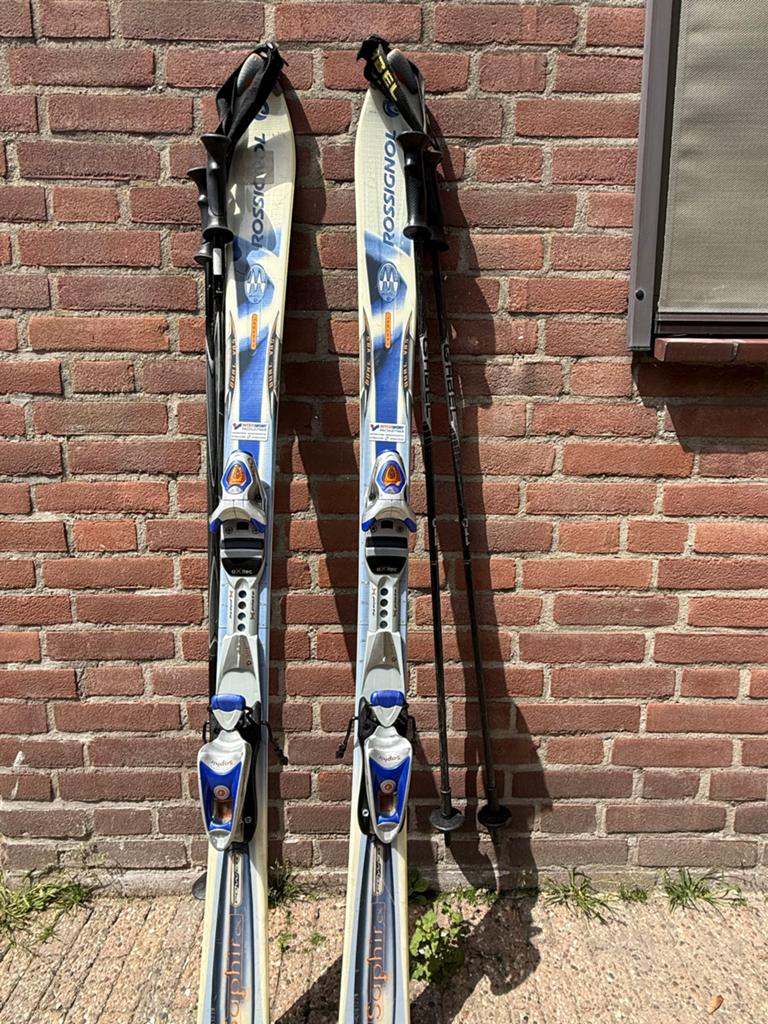 Rossignol Saphir ski's met hoes, Sport en Fitness, Skiën en Langlaufen, Ophalen, 140 tot 160 cm, Rossignol, Zo goed als nieuw