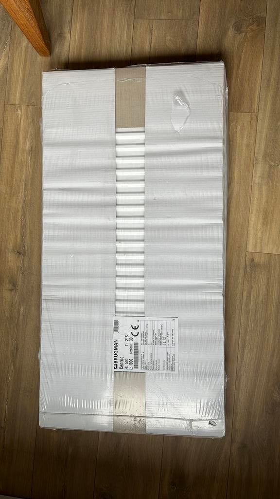 2x Radiator, Ophalen, 30 tot 80 cm, Radiator, Zo goed als nieuw