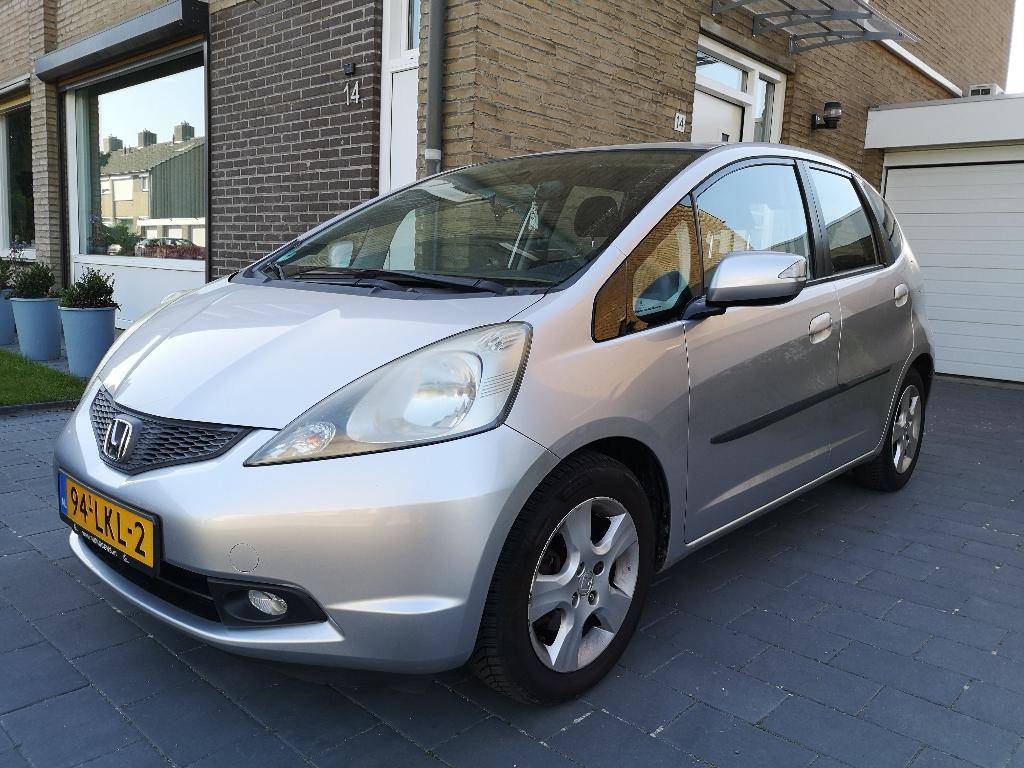 Honda Jazz 1.4i comfort 2010 Zilver, Voorwielaandrijving, 40 €/maand, 4 cilinders, Origineel Nederlands