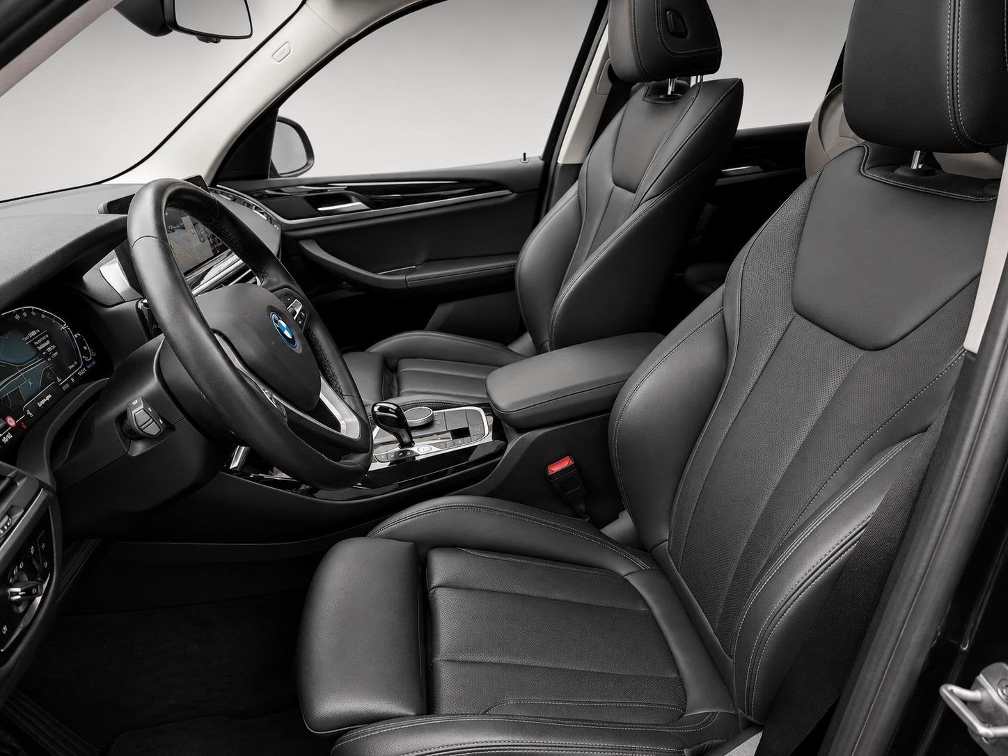 BMW X3 xDrive30e High Executive| Pano|Carplay|CruiseControl|, 1998 cc, Gebruikt, 4 cilinders, Bedrijf