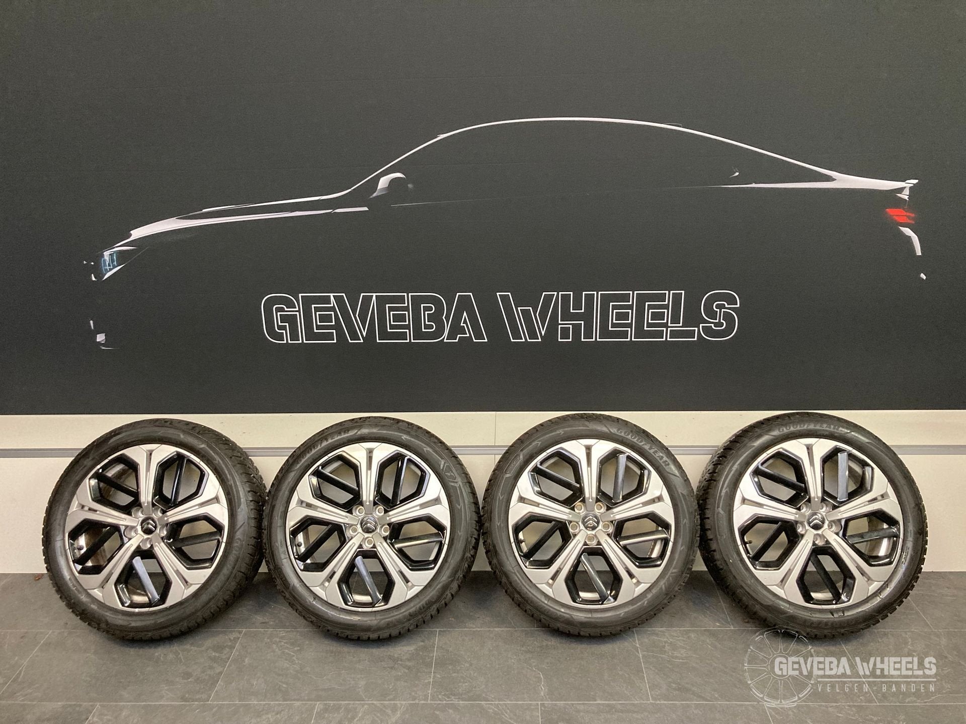 19” originele Citroen C5 X / Aircross velgen + winterbanden, 19 inch, Gebruikt, -, -