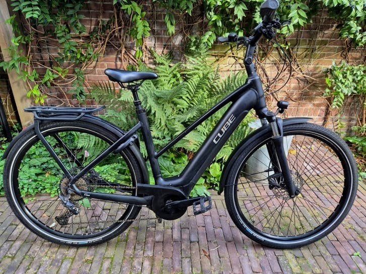 CUBE Touring Hybrid Pro 625 – 2023 – Bosch 75 Nm, Ophalen, Gebruikt, 51 tot 55 cm, Cube