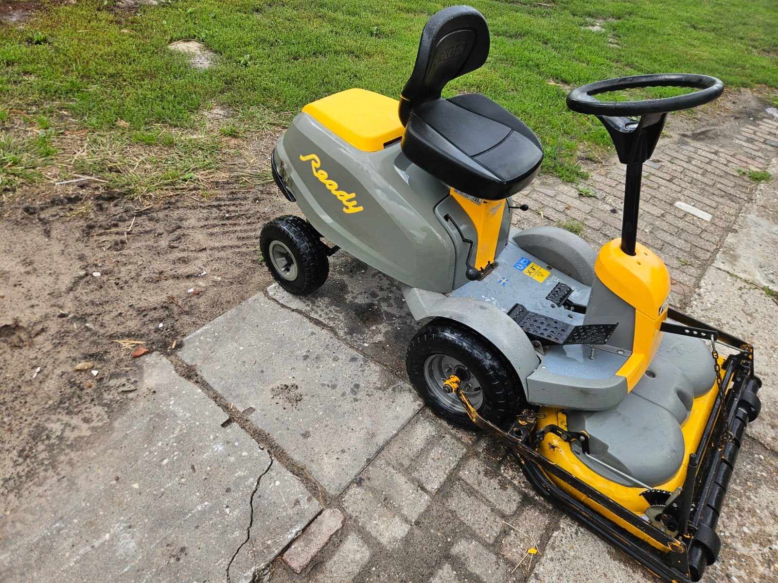 Stiga Ready Zitmaaier, Tuin en Terras, Grasmaaiers, Ophalen, Cirkelmaaier, Gebruikt, Stiga