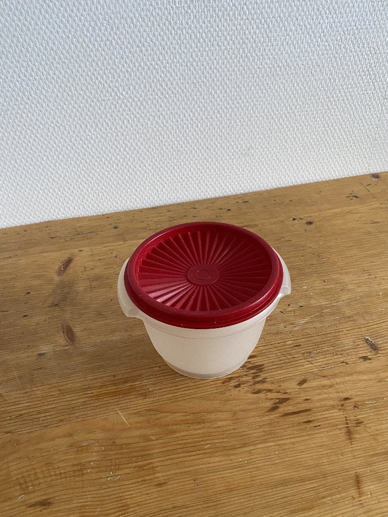 Tupperware Bakje met Sterdeksel ( 700 ml ), Huis en Inrichting, Keuken | Tupperware, Ophalen of Verzenden, Gebruikt, Bak of Kom
