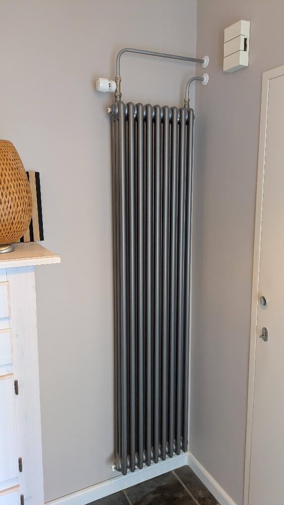 Multicolom radiator grijs (42 x 180 cm), Doe-het-zelf en Verbouw, Ophalen, Gebruikt, Radiator, Minder dan 60 cm