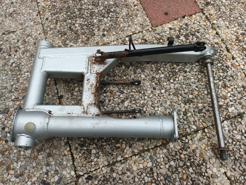 Achterbrug Yamaha diversion xj 900 s, Motoren, Ophalen