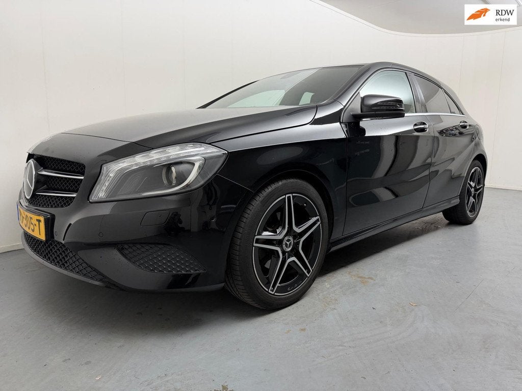 Mercedes-Benz A-klasse 180 Ambition # Clima # Xenon # Navi #, Voorwielaandrijving, Gebruikt, Euro 6, 4 cilinders