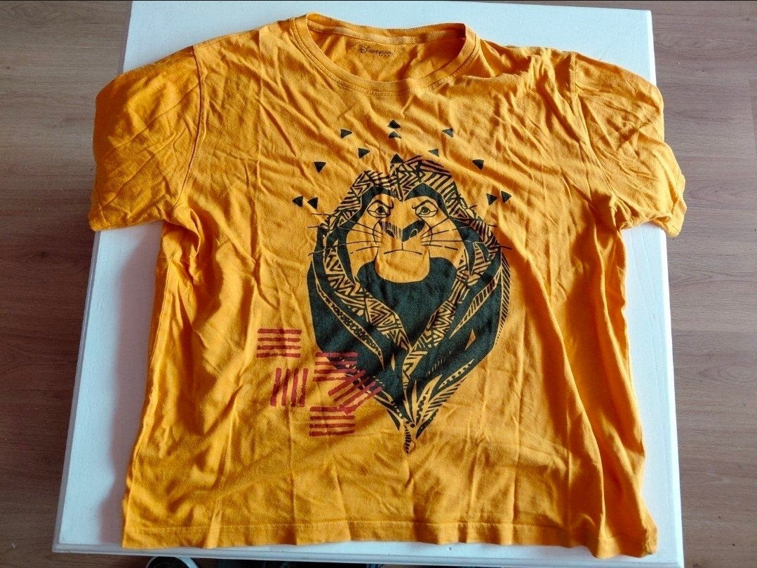 Disneyland Paris t-shirt Lion King Mufasa maat XL, Ophalen of Verzenden, Leeuwenkoning of Jungle Boek, Zo goed als nieuw, Kleding of Textiel