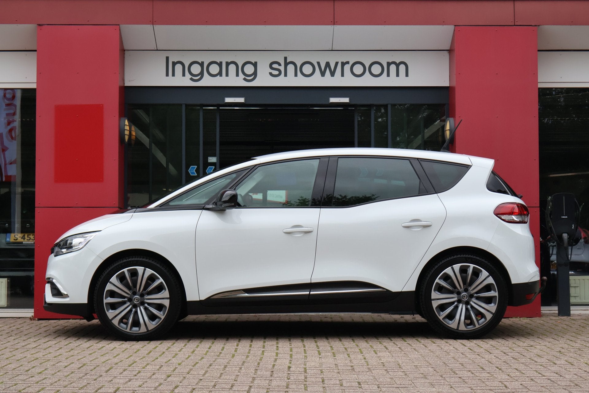 Renault Scénic 1.3 TCe Business Zen | Origineel NL | Climat, Voorwielaandrijving, Stof, Gebruikt, 4 cilinders