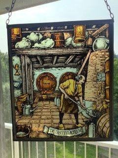 De Distillateur vintage glas-in-lood raamhanger, Ophalen