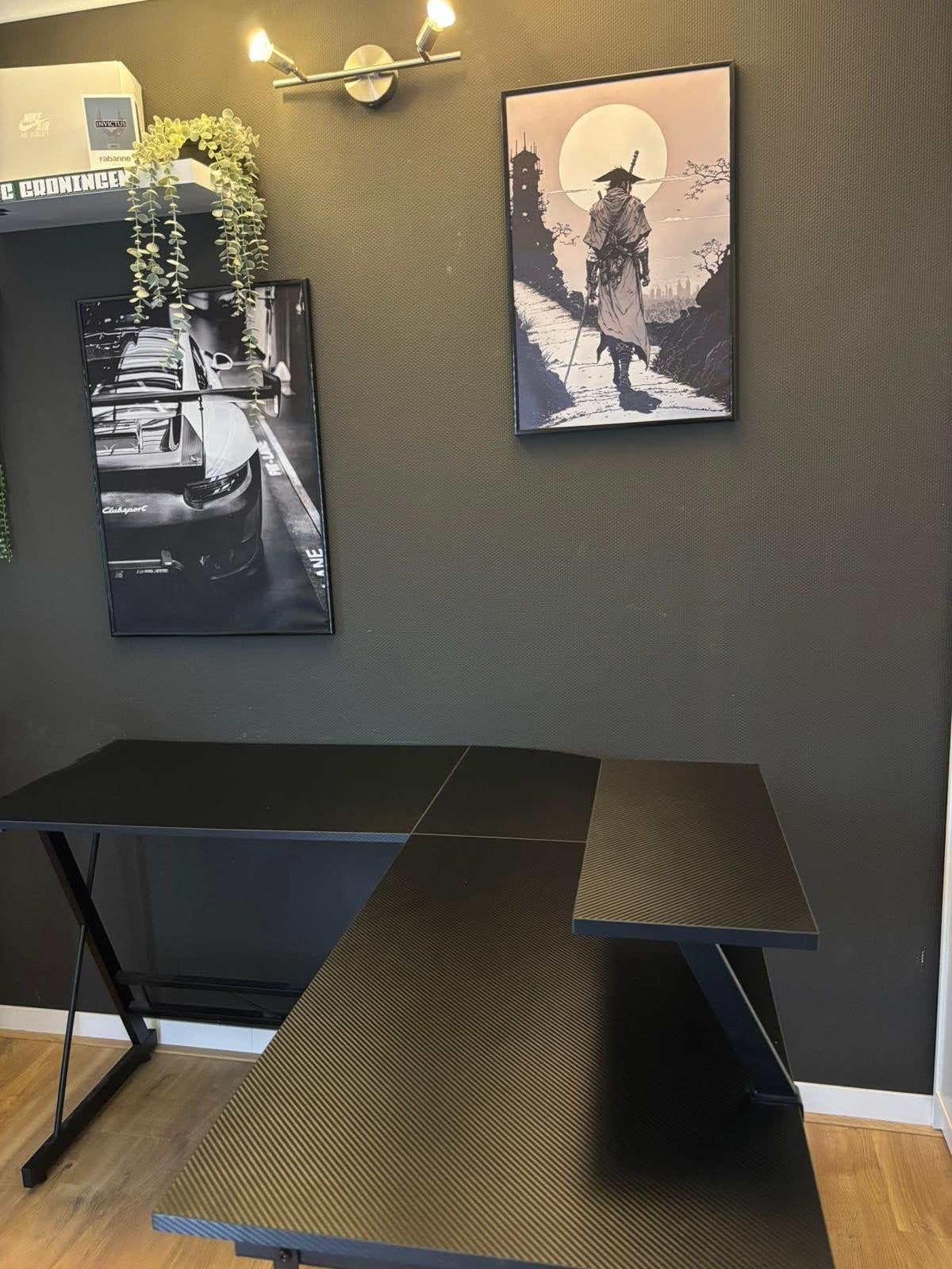 Zwart Hoekbureau met Carbon Look en Monitorstandaard, Ophalen, Zwart, Metaal, Hoekbureau