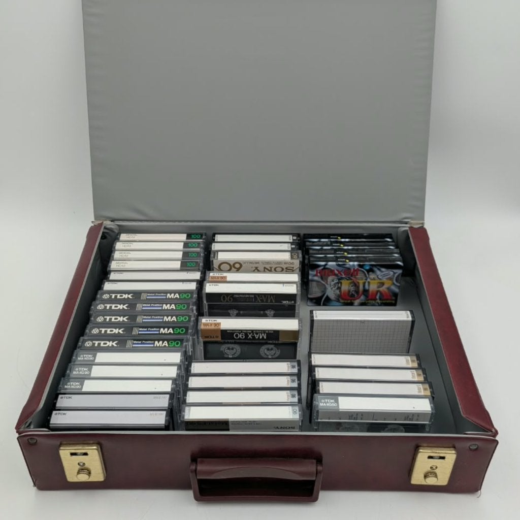 35x Cassette bandjes partij TDK / Denon / Sony 90 100 MA-XG, Sony, Support@sony.com, 1-7-1 Konan, Minato-ku
Tokyo 108-0075
Japan