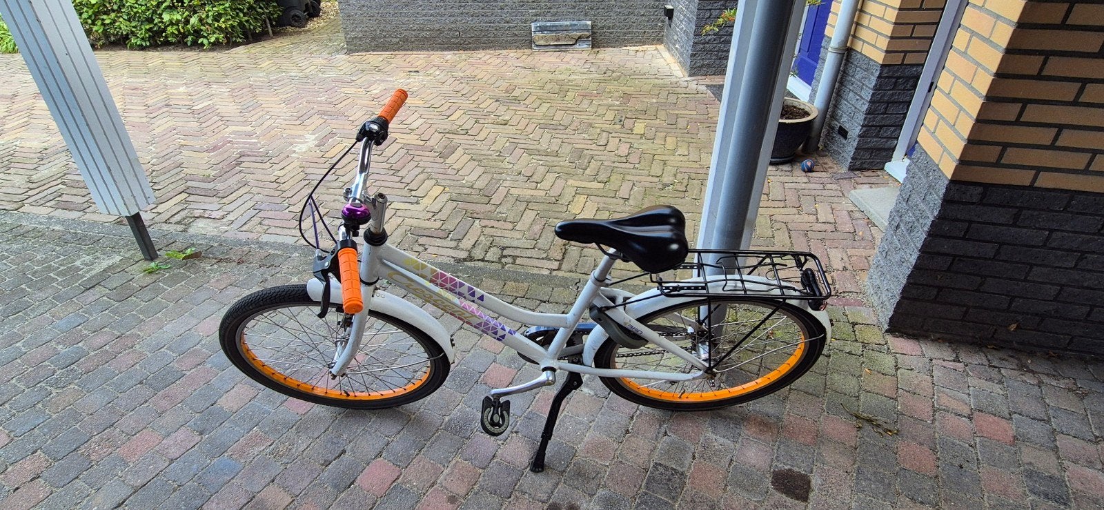 Kinderfiets 24 inch - Wit met oranje accenten, Fietsen en Brommers, Ophalen, Terugtraprem, Cresent, Handrem