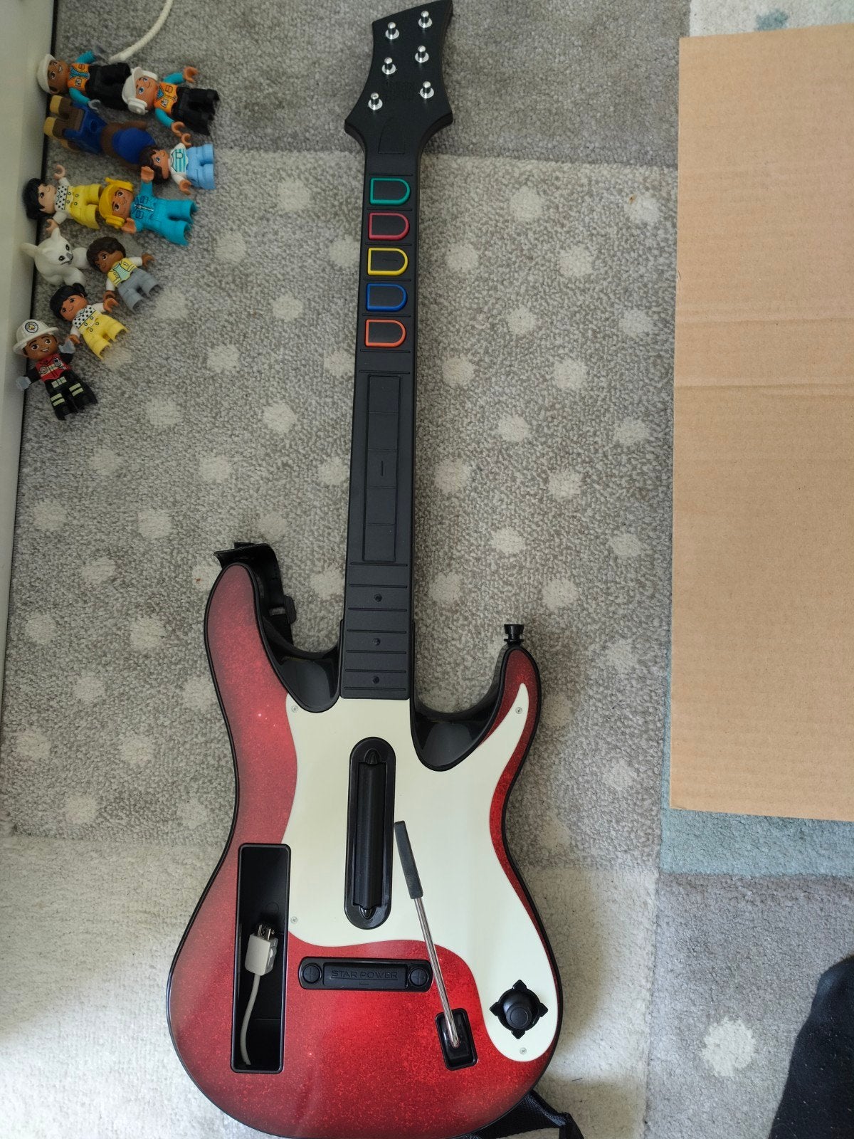 Guitar Hero Warriors of Rock Metallica met gitaar drumstel, Ophalen, Muziek, Gebruikt, 2 spelers