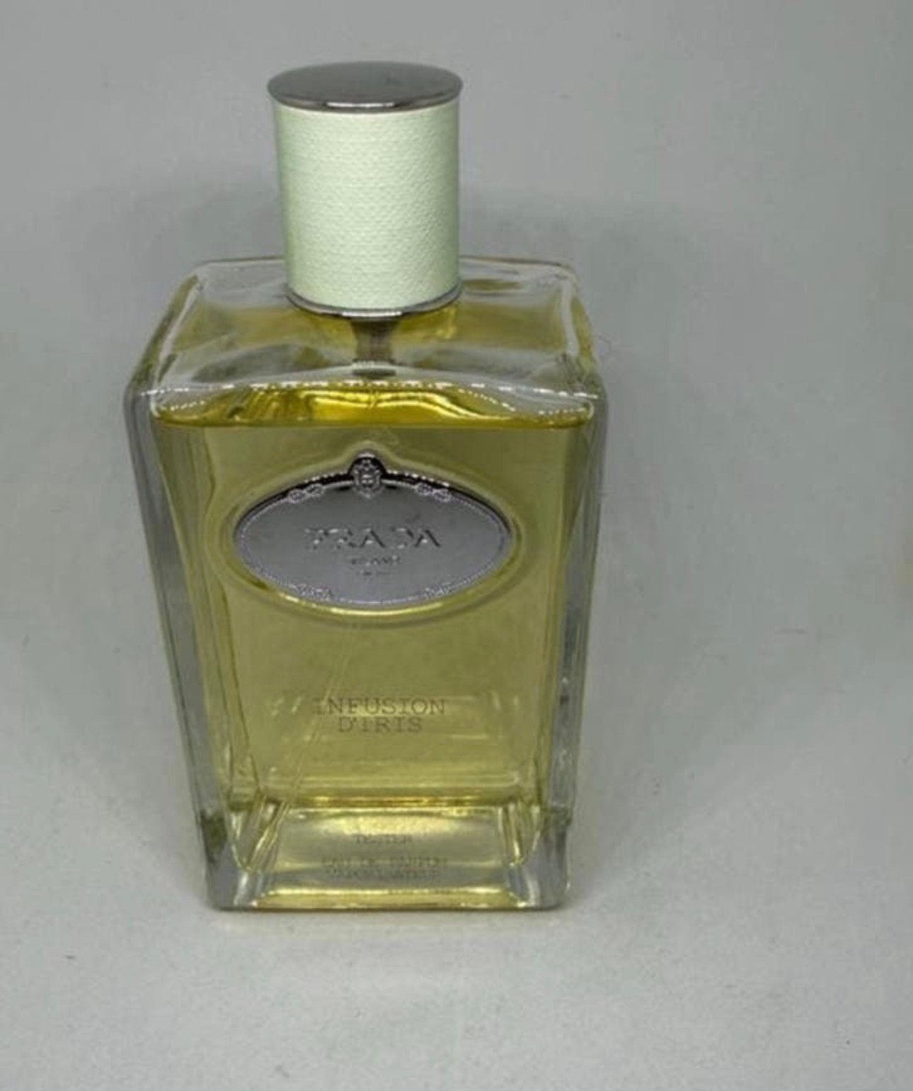 Prada Infusion d’Iris 200 ml eau de parfum, Sieraden, Tassen en Uiterlijk, Uiterlijk | Parfum, Zo goed als nieuw, Verzenden