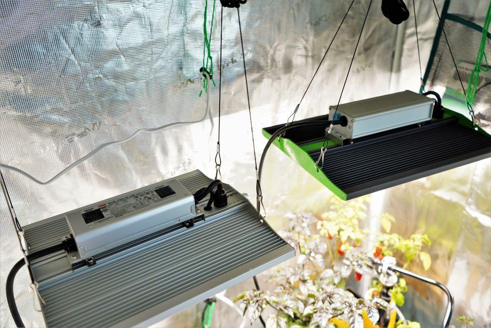 2 X complete kweektent 60x60 met LED & G-Tools Afzuiging, Tuin en Terras, Kweekspullen, Gebruikt, Kweektent, Ophalen