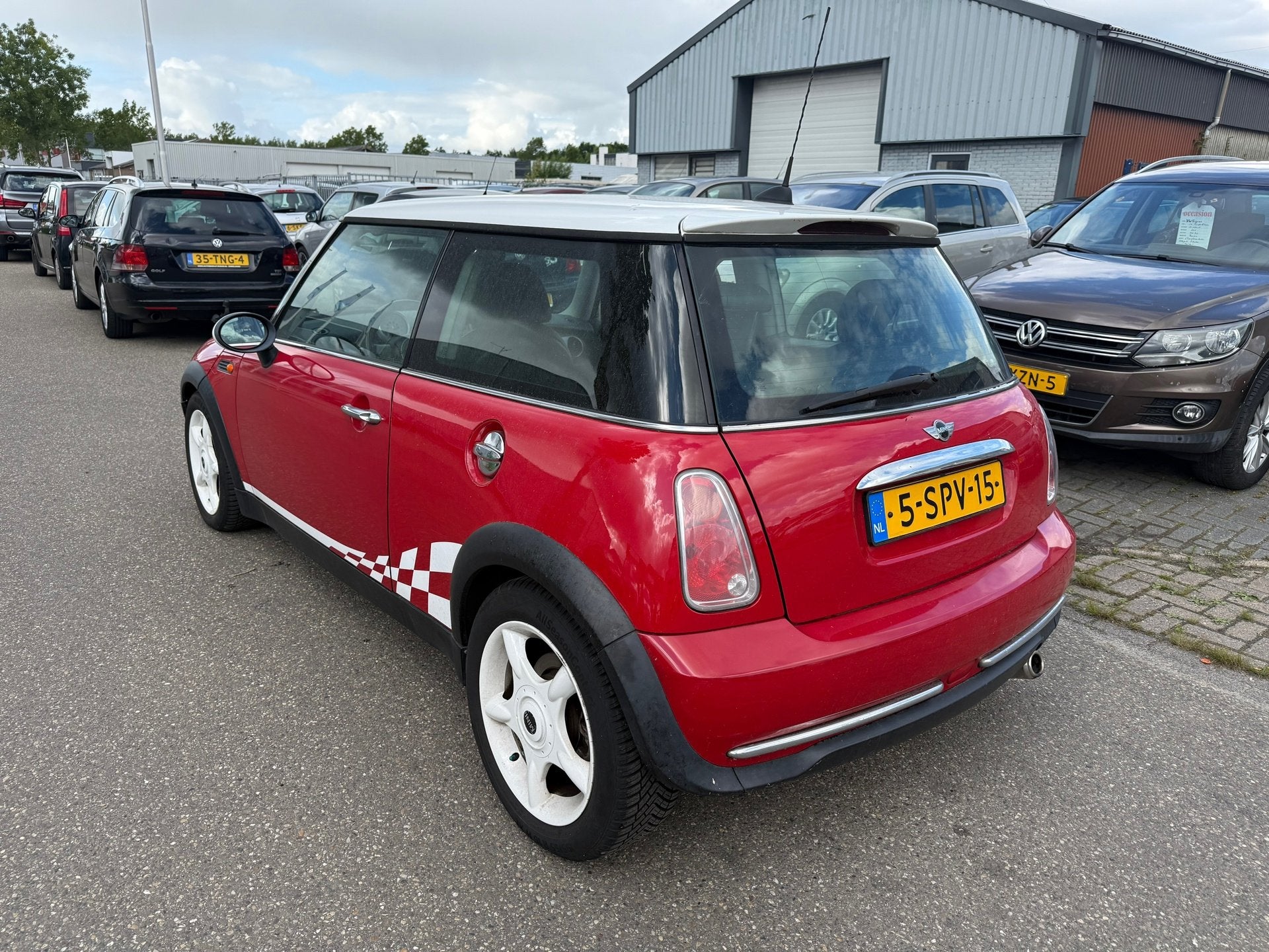 Mini Mini 1.6 Cooper Chili 3-deurs Airco Bj:2005, Voorwielaandrijving, Gebruikt, 4 cilinders, 4 stoelen