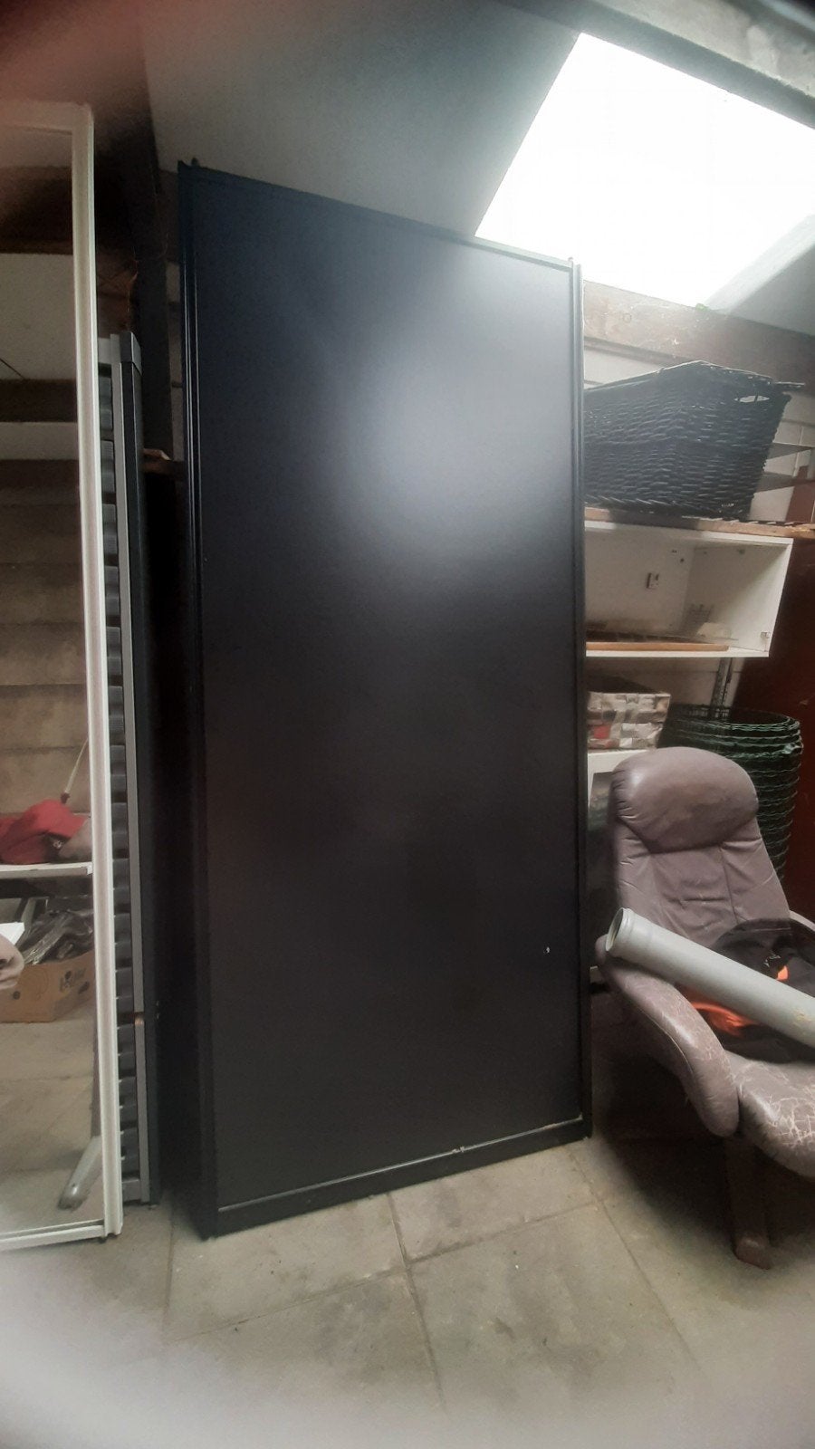 2 zwarte schuifdeuren kast, Huis en Inrichting, Kasten | Wandmeubels, Ophalen, 200 cm of meer