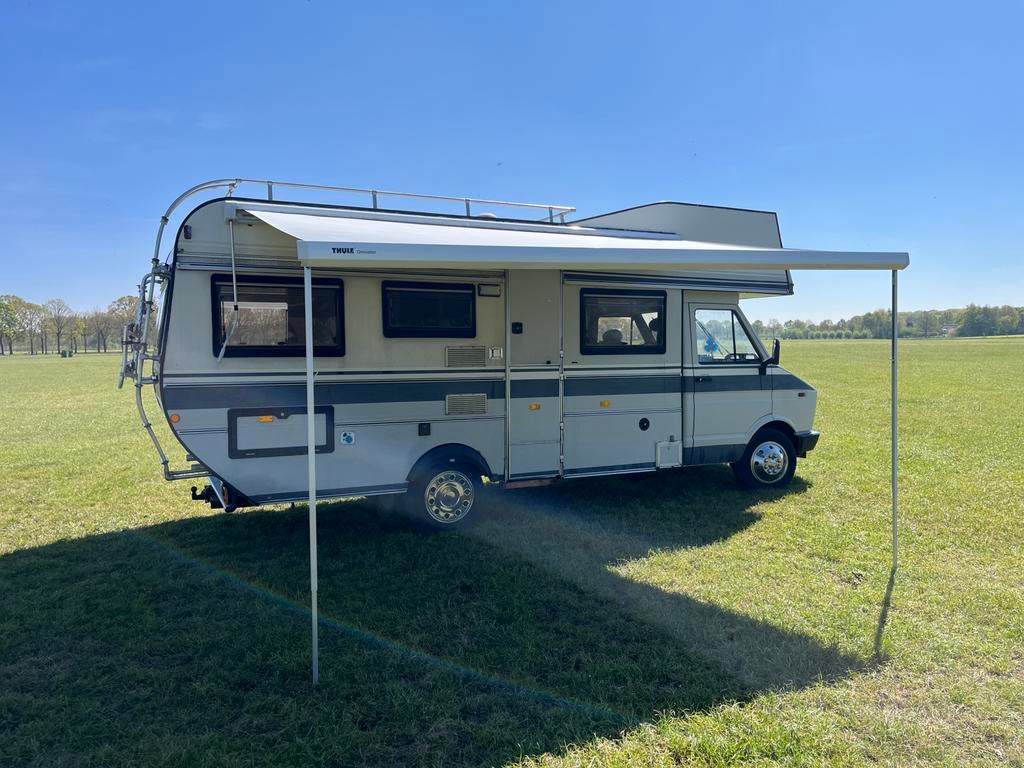 Authentieke camper te koop , belasting vrij, Overige merken, Luifel, Rondzit, Vast bed
