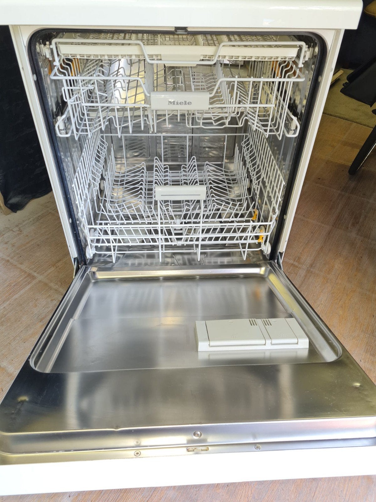 Vaatwasser Miele, Ophalen, Minder dan 85 cm