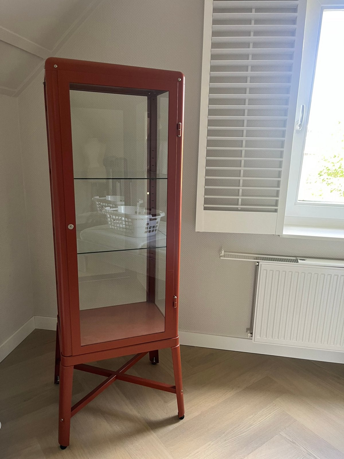 Vitrine kast Ikea, Ophalen, 50 tot 100 cm, Zo goed als nieuw, 150 tot 200 cm