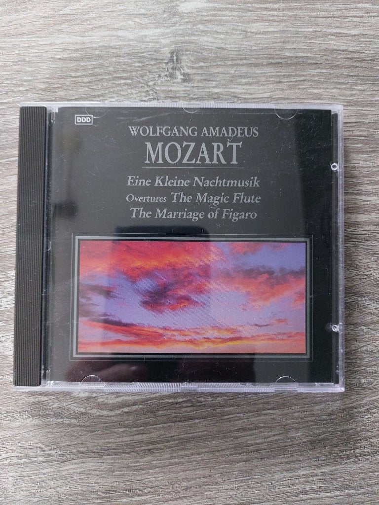 Wolfgang Amadeus Mozart cd Eine Kleine Nachtmusik etc, Kamermuziek, Mozart, Ophalen of Verzenden, Zo goed als nieuw
