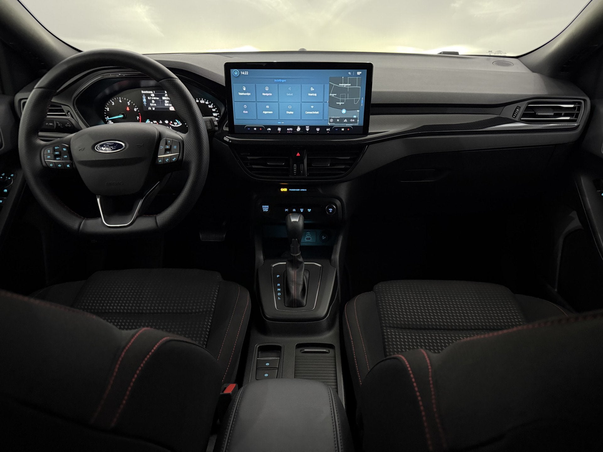 Ford Focus 1.0 EcoBoost Hybrid ST Line 155pk Camera, Nvi, Ke, Stof, Gebruikt, Zwart, 155 pk