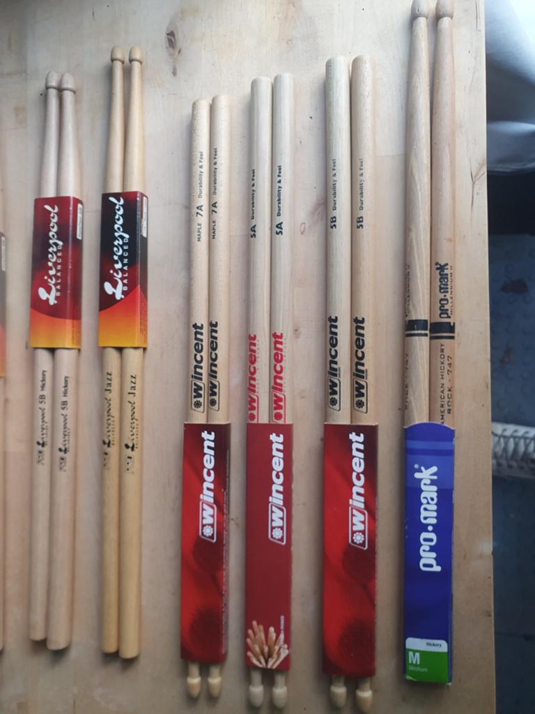 Diverse drumstokken van degelijke kwaliteit, Ophalen of Verzenden, Nieuw, Trommel