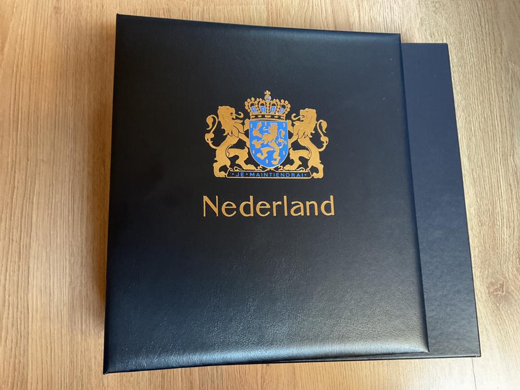 Bijna leeg album Davo LX deel V Nederland 2000 tm 2002, Ophalen of Verzenden, Verzamelalbum