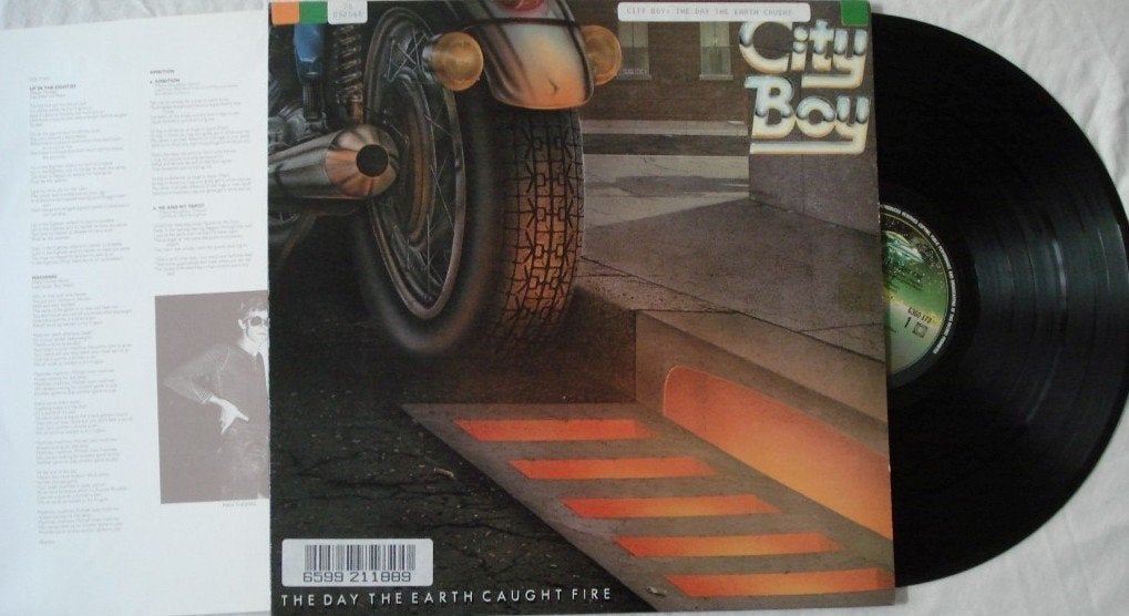City Boy - The day the eath caught fire, LP, Gebruikt, Ophalen of Verzenden, 12 inch