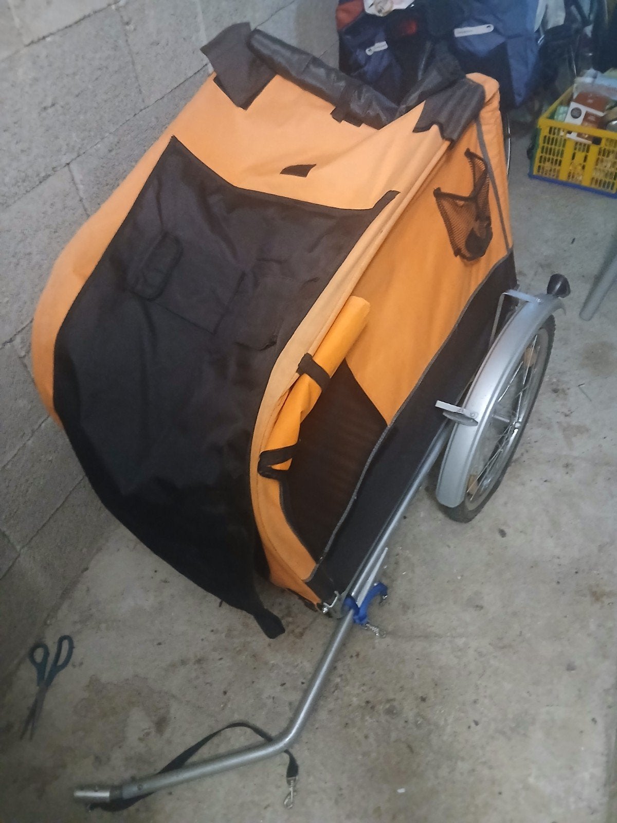 Hondenfietskar - Oranje en Zwart, Ophalen, Gebruikt, Onbekend, 20 tot 40 kg